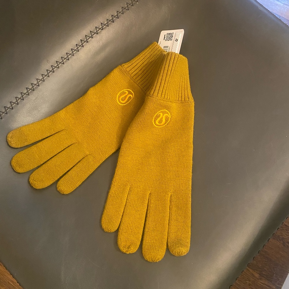 Women's Warm Revelation Gloves